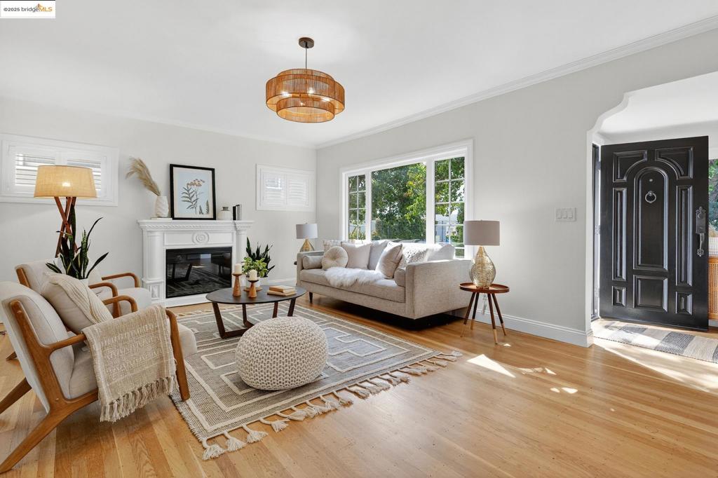 CROCKER HGHLANDS - Residential