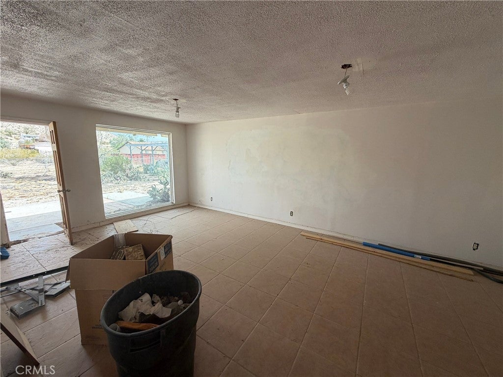 6587 Rose Ellen Avenue