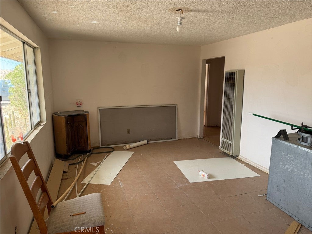 6587 Rose Ellen Avenue