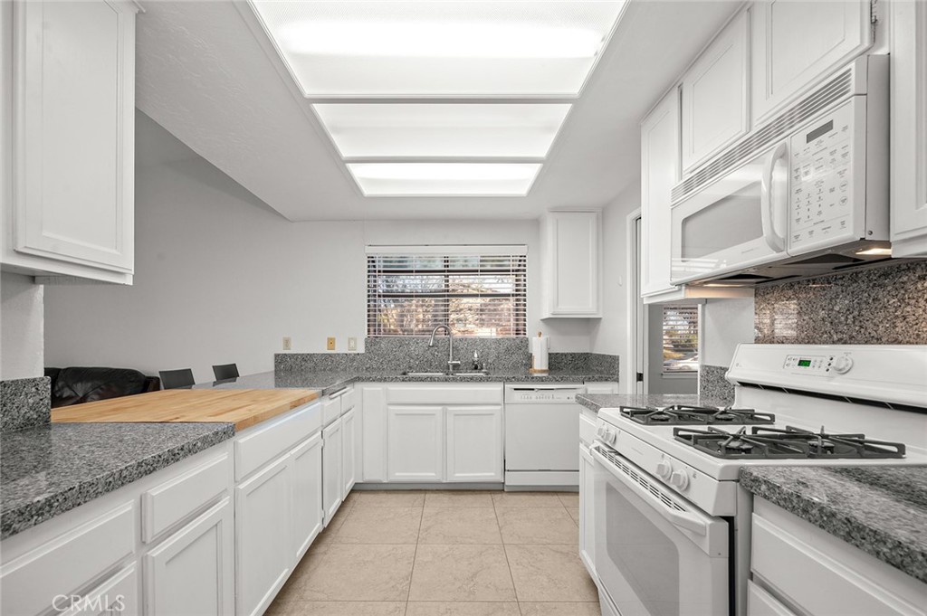 Mission Lakes (34101) - Residential