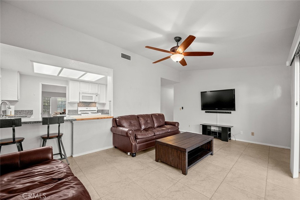 Mission Lakes (34101) - Residential