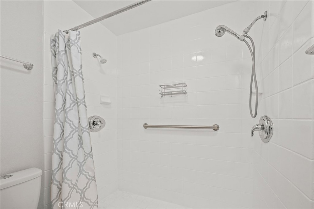 Mission Lakes (34101) - Residential