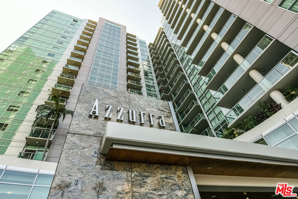 13700 Marina Pointe Drive PH 1903