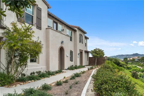 MLS: OC26140369