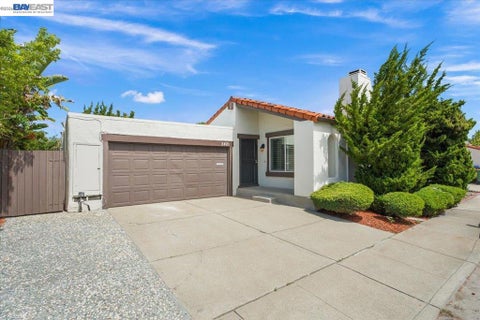 Photo of 2421 Corriea Way WAY, Fremont, CA 94539 (MLS # 41138426)