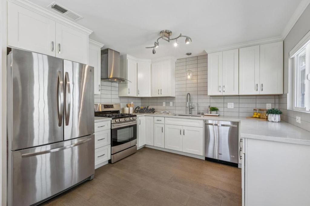 Photo of 1779 Foxworthy Avenue, San Jose, CA 95124 (MLS # ML82038644)