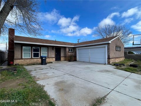 Photo of 309 E Avenue J13, Lancaster, CA 93535 (MLS # SR26039954)