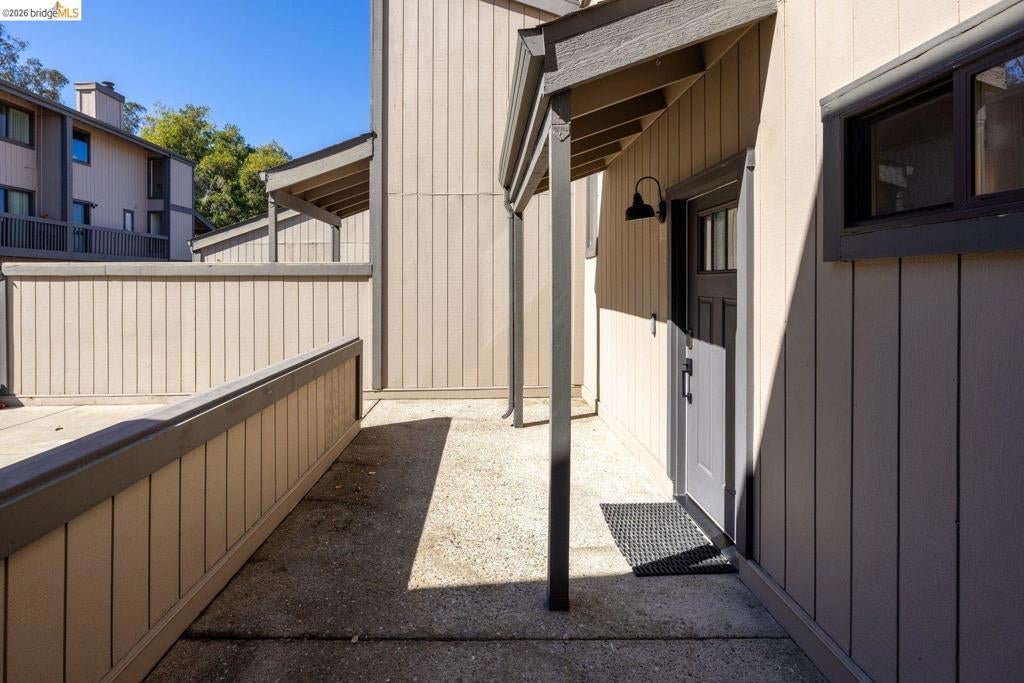 104 Vista Heights Rd