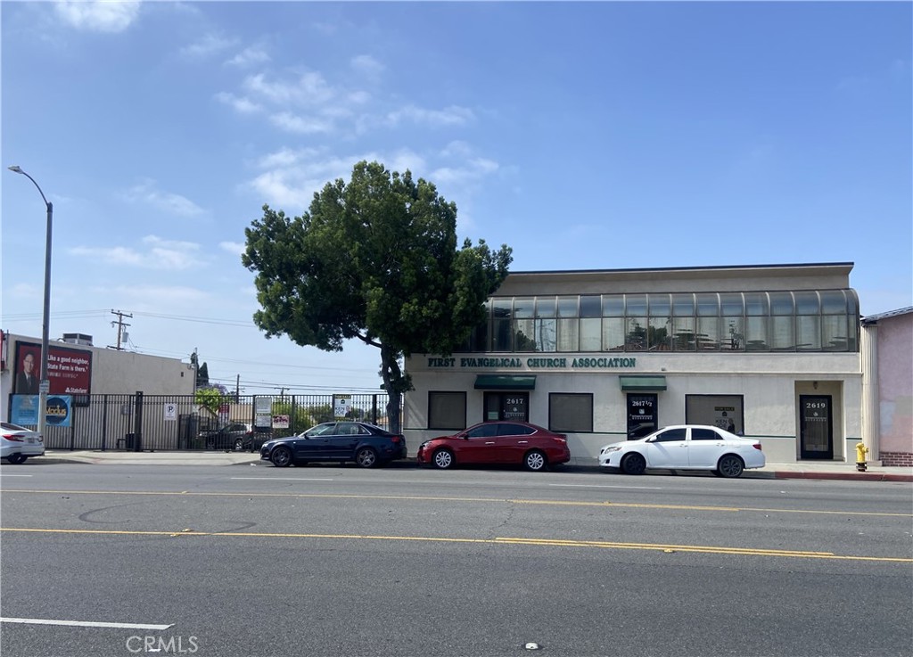 2617 W Beverly Boulevard