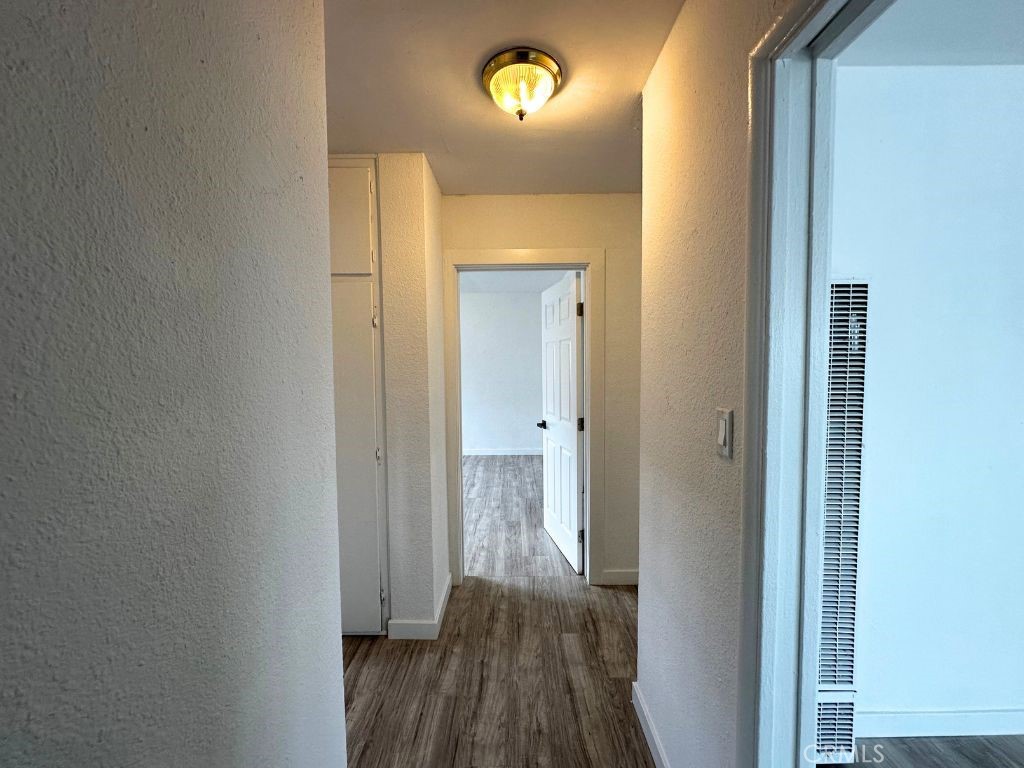 Properties 4 5723 Kester Avenue