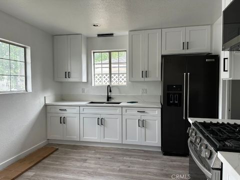 5723 Kester Avenue Sherman Oaks CA 91411