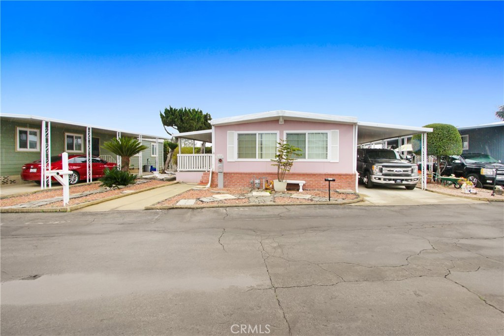 3530 Damien Avenue 132