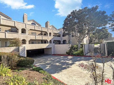 4561 warner avenue 202 huntington beach ca 92649