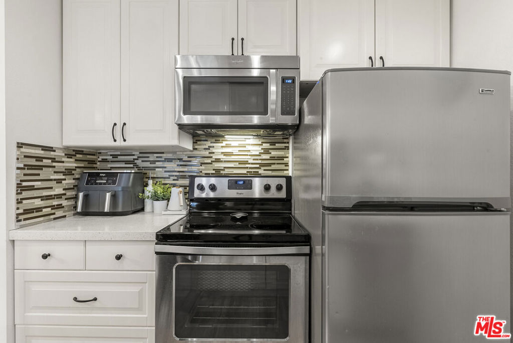 7742 Redlands Street H1027