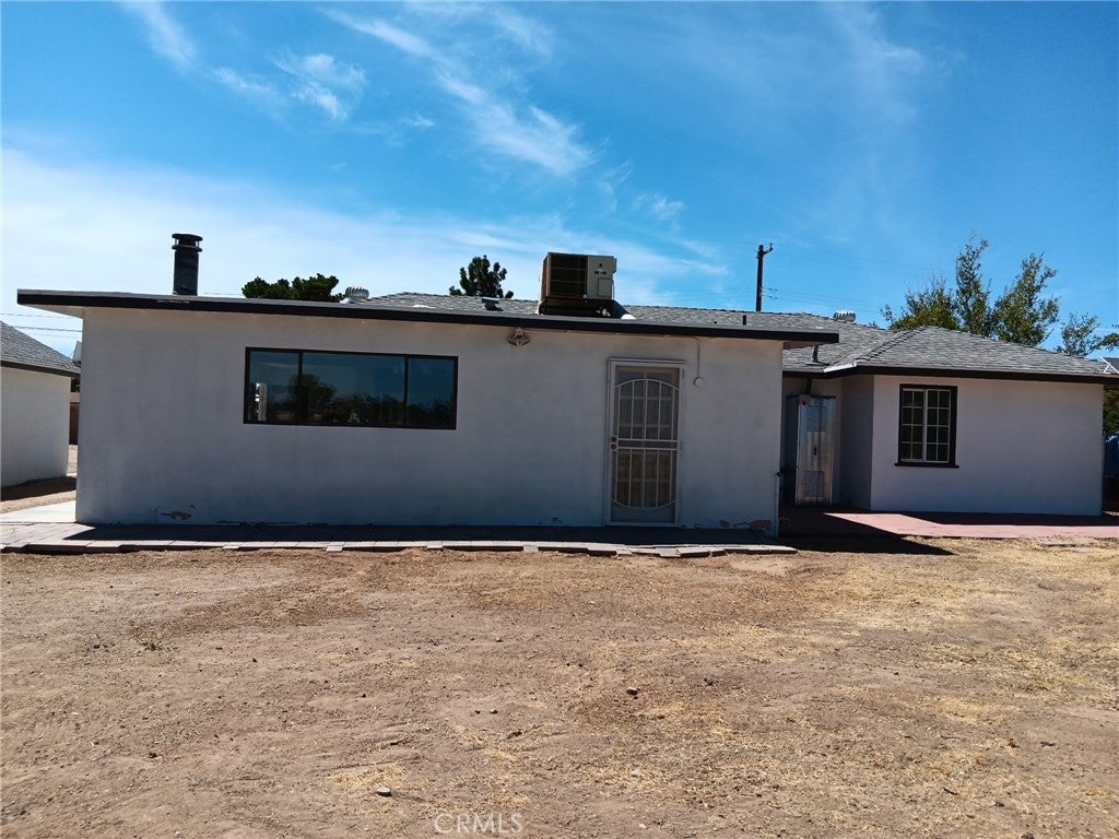 2131 W Avenue M12
