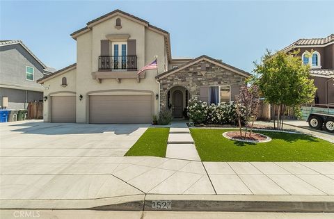1523 N Ryan Avenue Clovis CA 93619