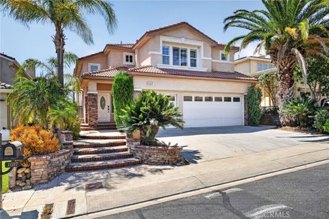 Photo of 11217 Ravenna LN, Porter Ranch, CA 91326 (MLS # SR26147519)