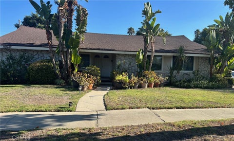 Photo of 16642 Dearborn ST, North Hills, CA 91343 (MLS # SR26222326)