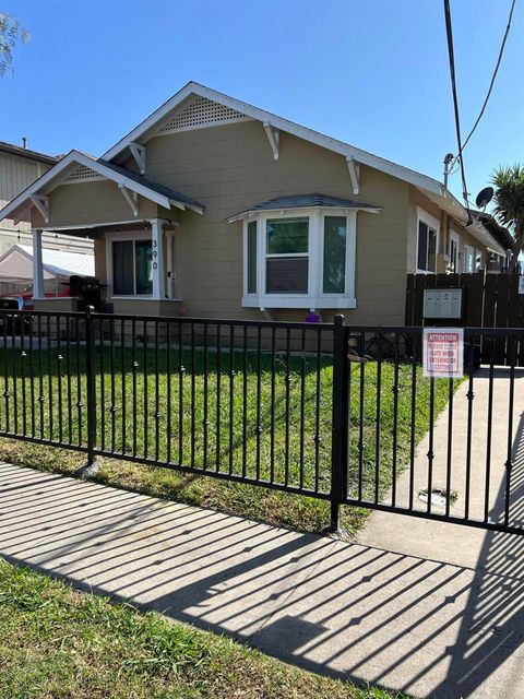 Photo of 390 Del Mar Ave Ave, Chula Vista, CA 91910 (MLS # PTP2502915) Photo of 390 Del Mar Ave Ave, Chula Vista, CA 91910 (MLS # PTP2502915)