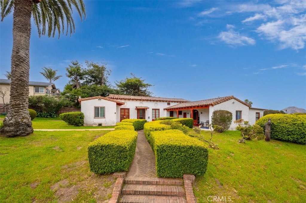 Morro Heights (810) - Residential