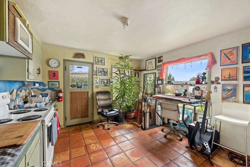 Morro Heights (810) - Residential