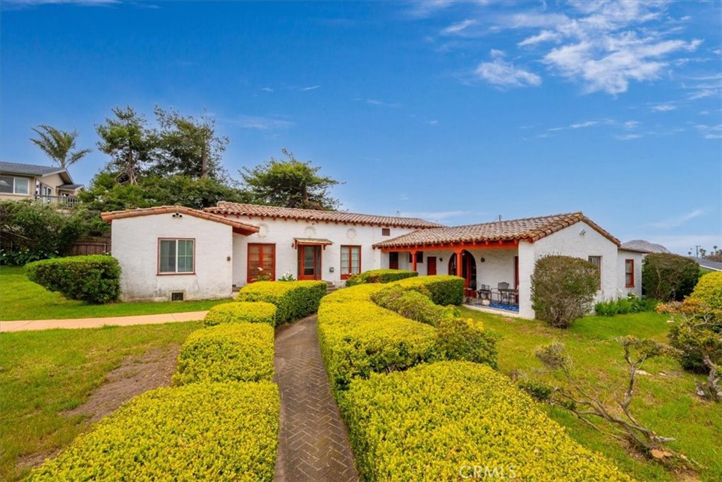 Morro Heights (810) - Residential