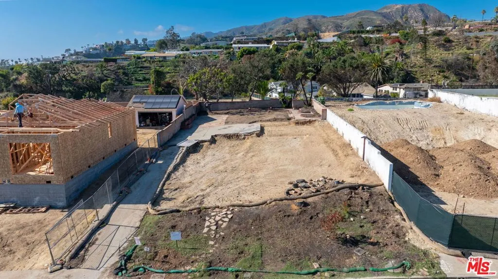 Pacific Palisades, California 90272, United States, ,Land,Active,243131