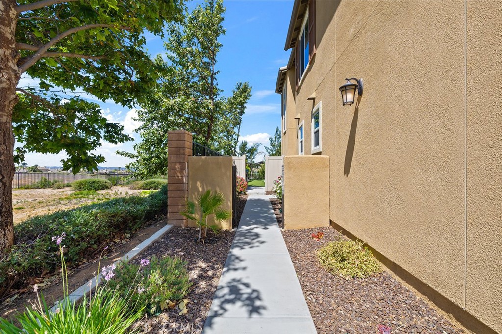 38421 Brookdale Way