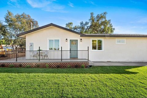 1844 El Cajon Lane Ramona CA 92065