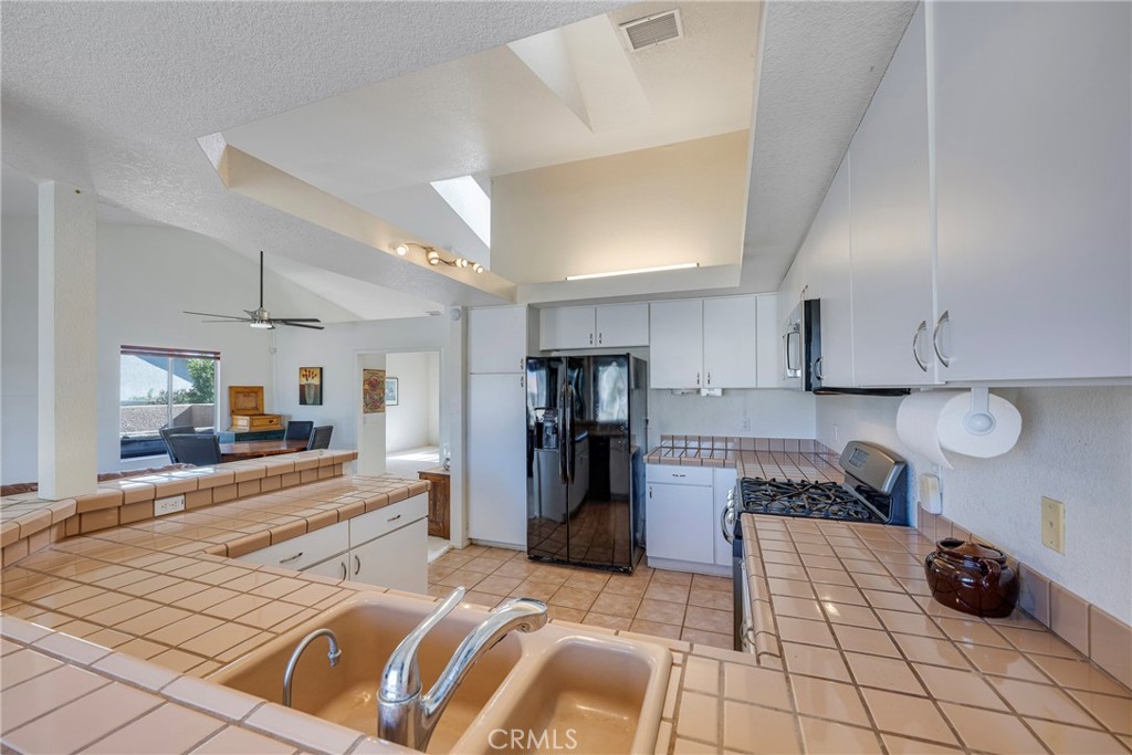 Tri Palm Estates (32005) - Residential