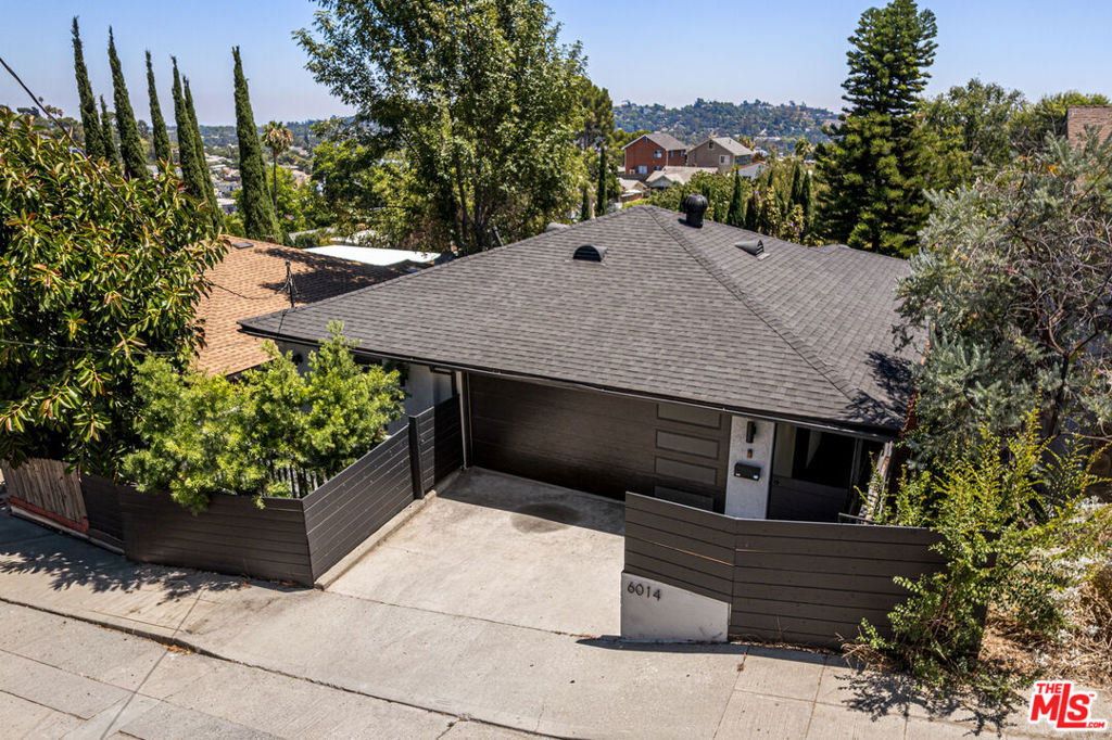 6014 Delphi Street