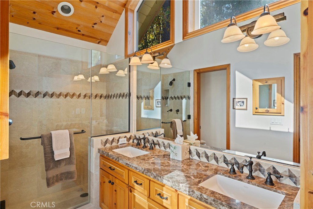 Arrowhead Woods (AWHW) - Residential