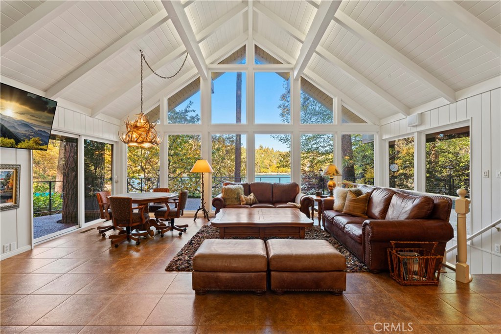 Arrowhead Woods (AWHW) - Residential