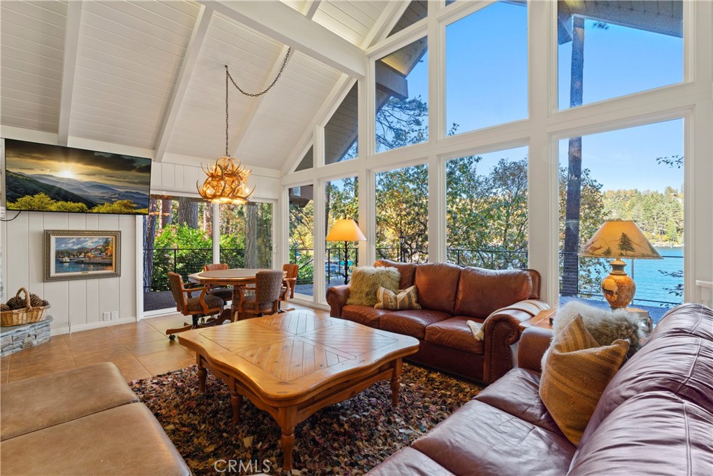 Arrowhead Woods (AWHW) - Residential