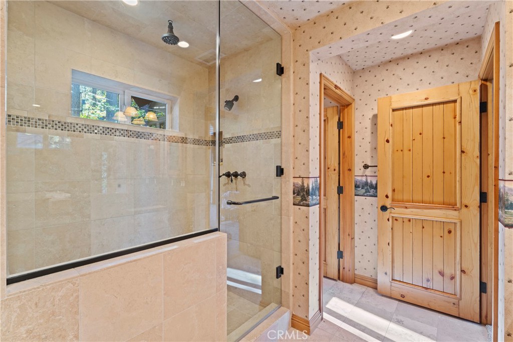 Arrowhead Woods (AWHW) - Residential