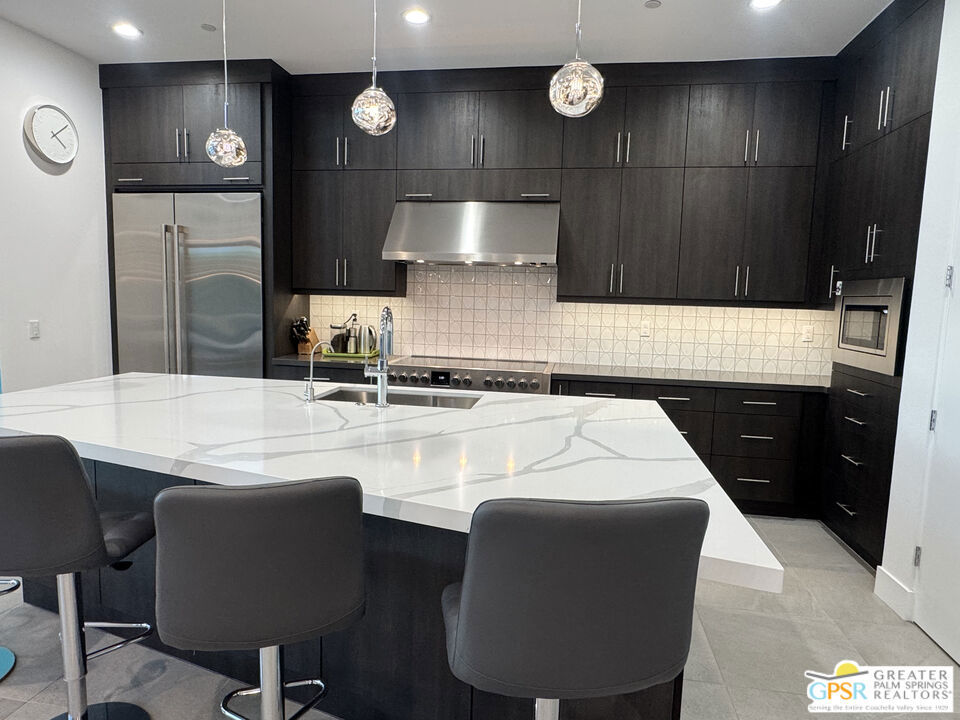 Escena - Residential