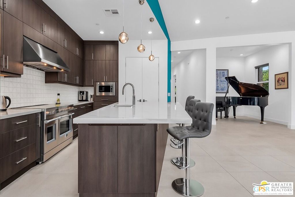 Escena - Residential