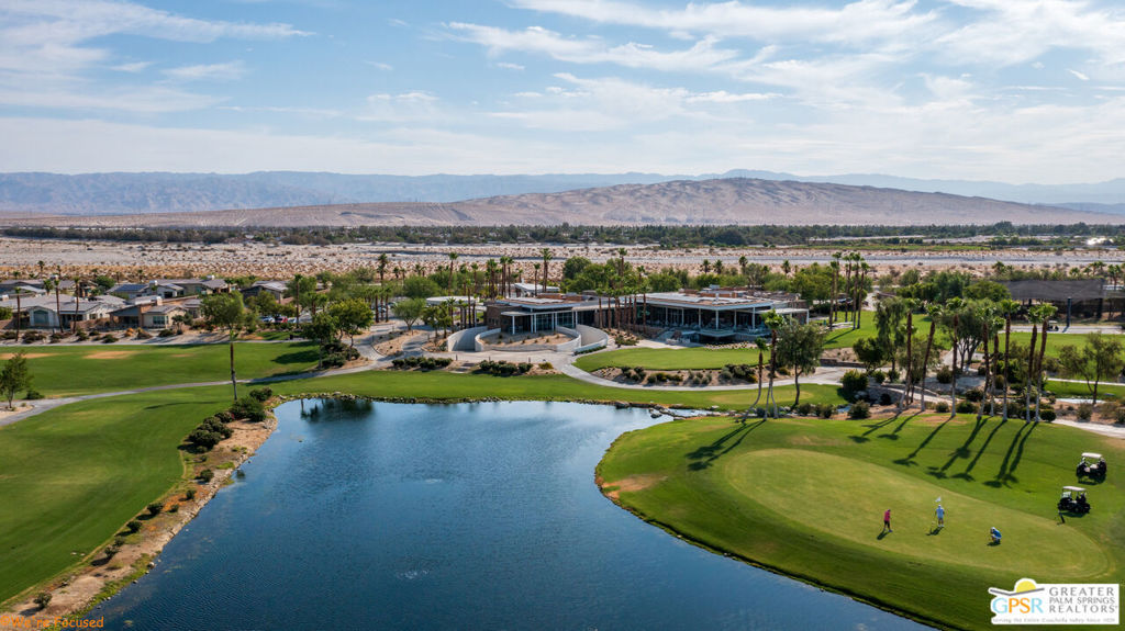 Escena - Residential