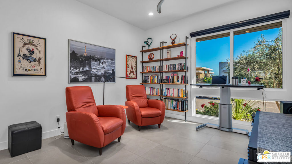 Escena - Residential