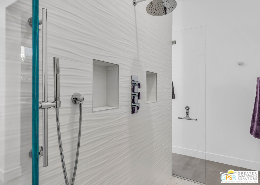 Escena - Residential