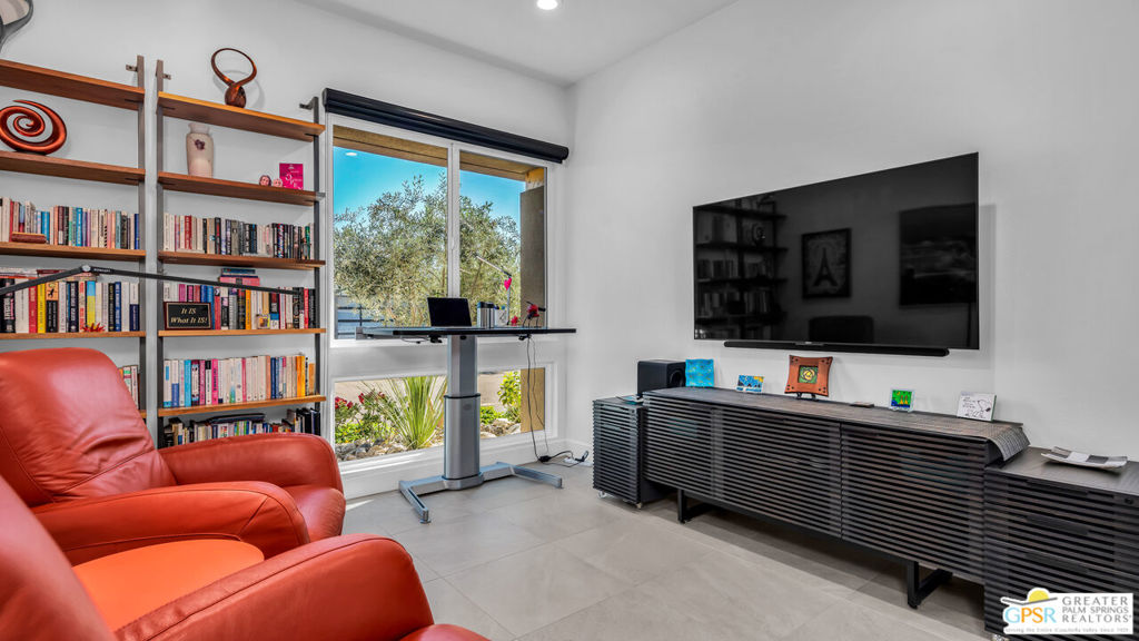 Escena - Residential