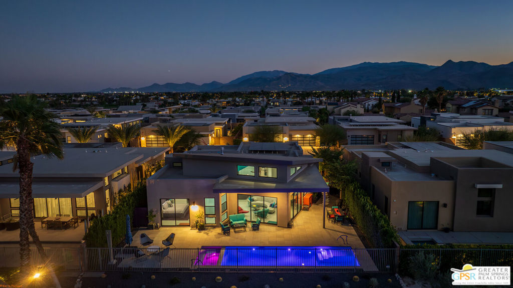 Escena - Residential