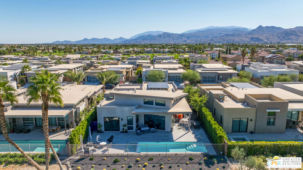 Escena - Residential