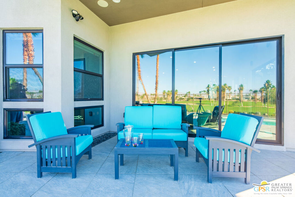 Escena - Residential