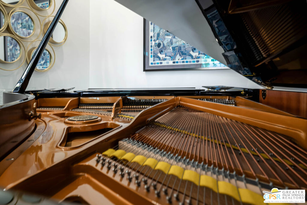 Escena - Residential