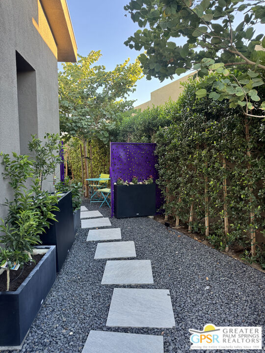 Escena - Residential