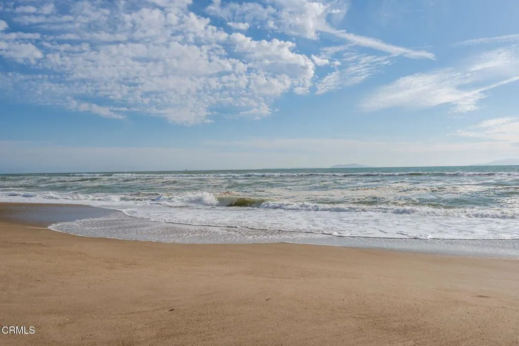 Oxnard, California 93030, United States, 2 Bedrooms Bedrooms, ,2 BathroomsBathrooms,Residential,Active,119899