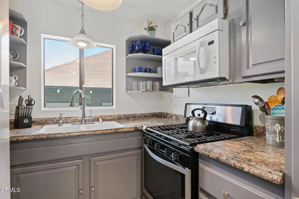 Oxnard, California 93030, United States, 2 Bedrooms Bedrooms, ,2 BathroomsBathrooms,Residential,Active,119899