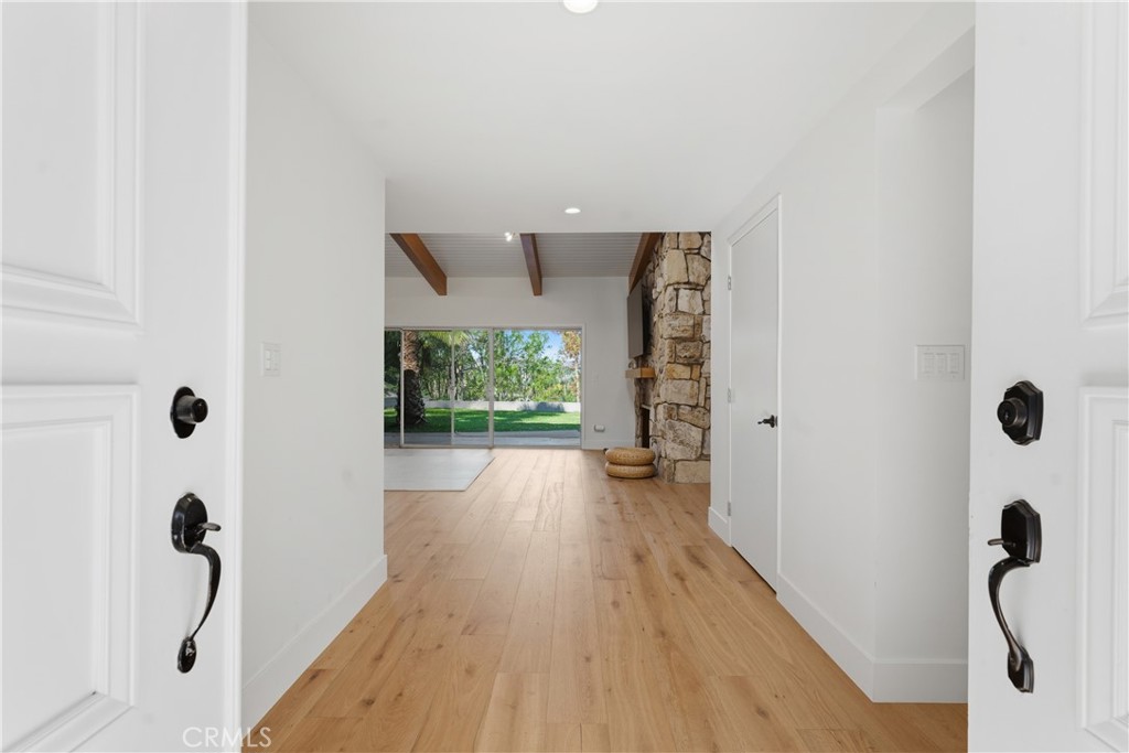 5618 Wilhelmina Avenue