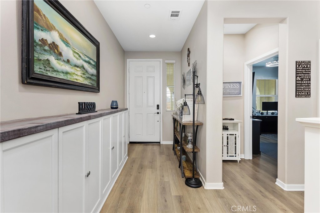 30901 Foxhollow